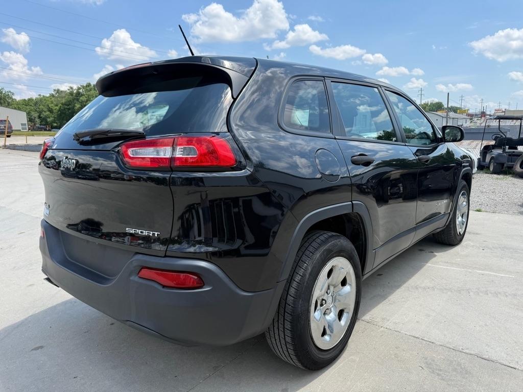 Jeep Cherokee Sport 4WD 2014