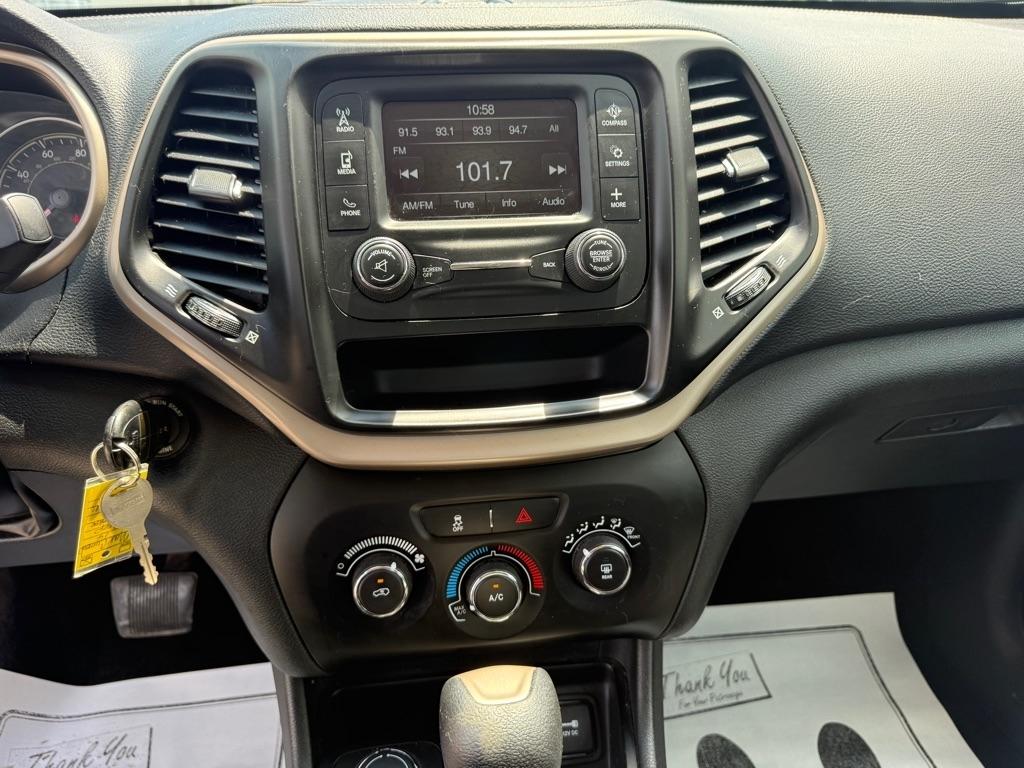 Jeep Cherokee Sport 4WD 2014