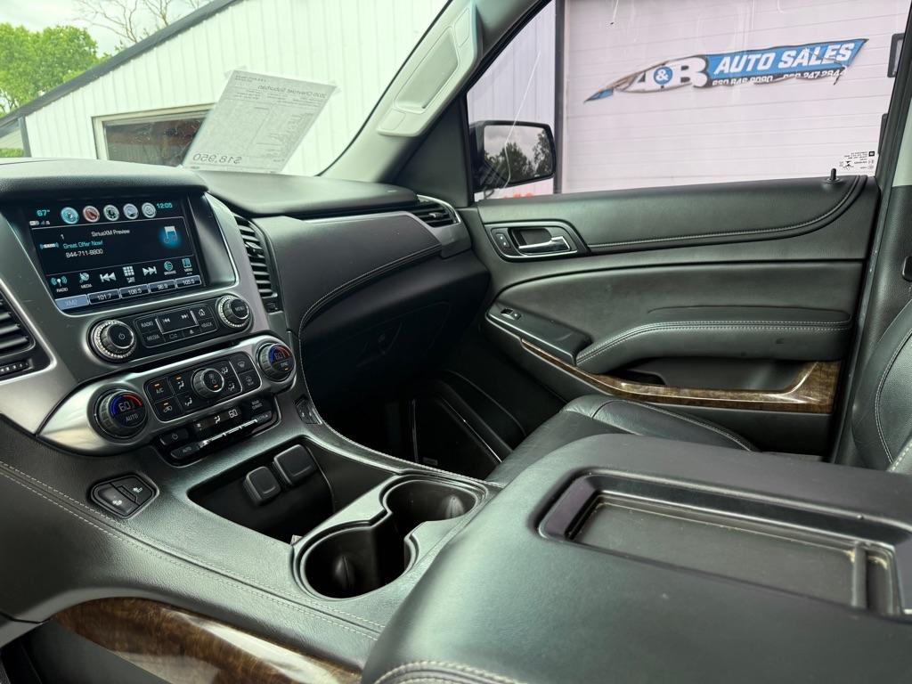 Chevrolet Suburban LT 4WD 2020