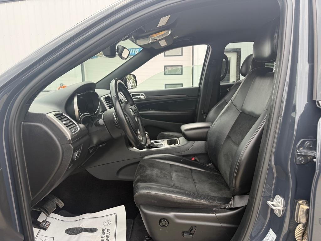 Jeep Grand Cherokee Laredo 4WD 2017