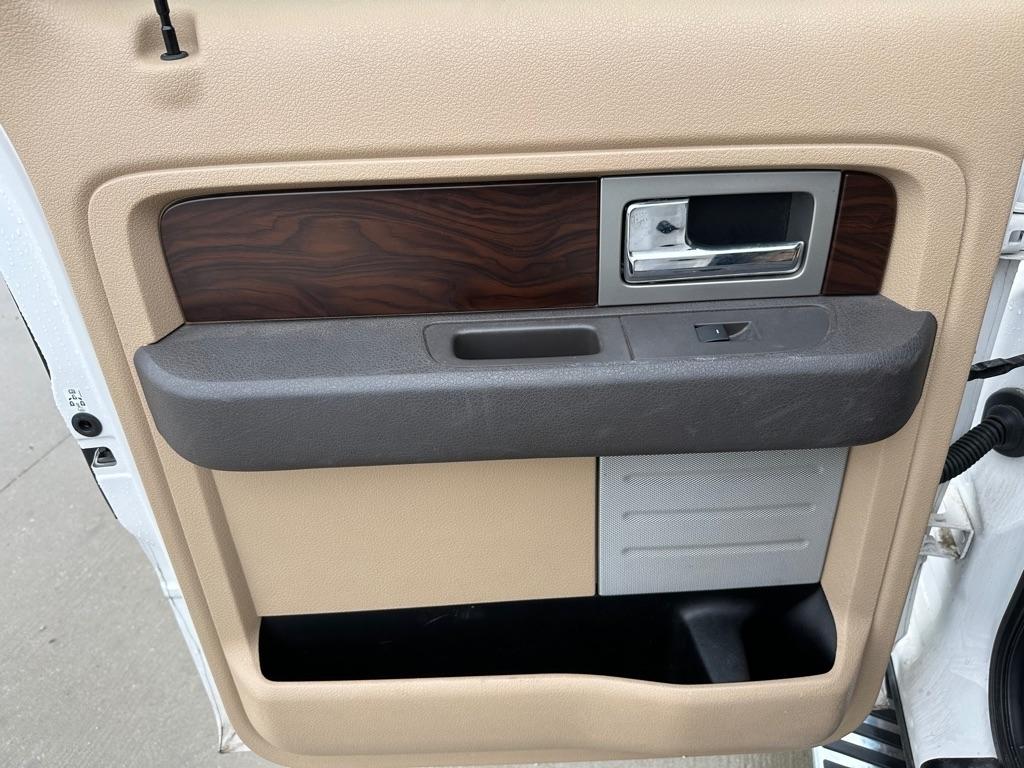 Ford F-150 XL SuperCrew 5.5-ft. Bed 4WD 2012