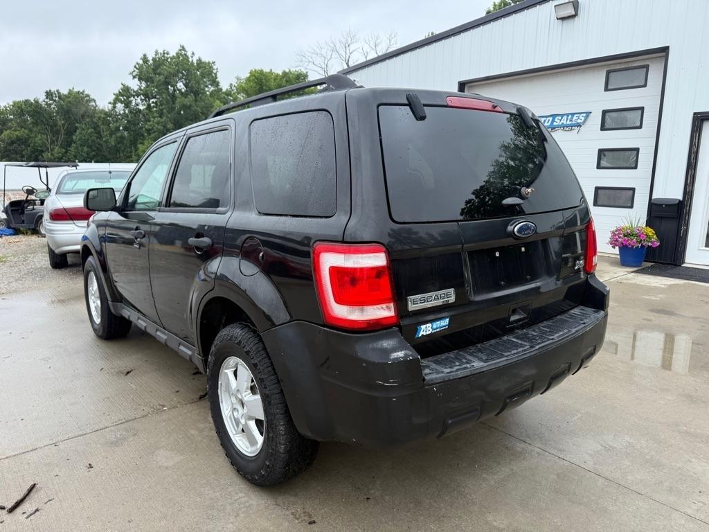 Ford Escape XLT FWD 2011