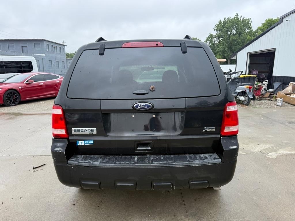 Ford Escape XLT FWD 2011