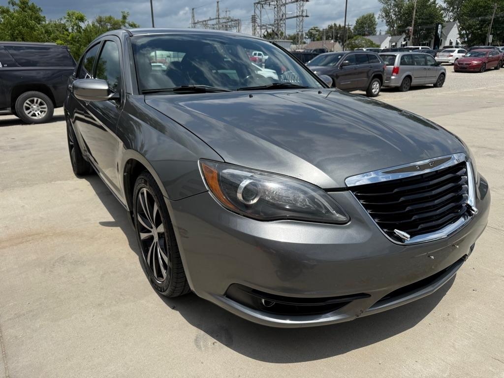 Chrysler 200 Limited 2013