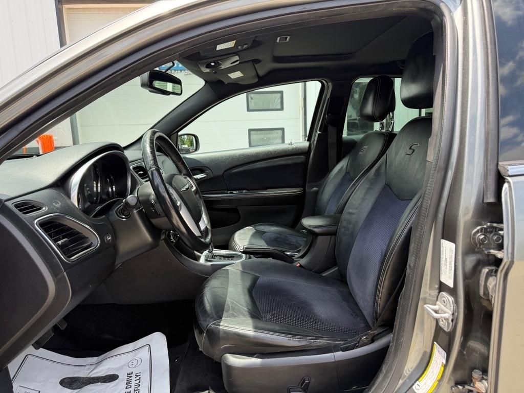 Chrysler 200 Limited 2013