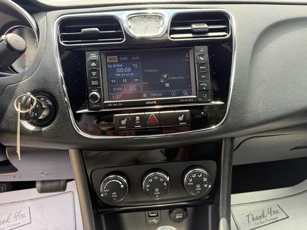 Chrysler 200 Limited 2013