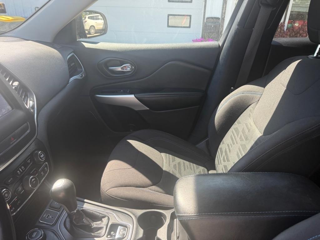 Jeep Cherokee Latitude 4WD 2019