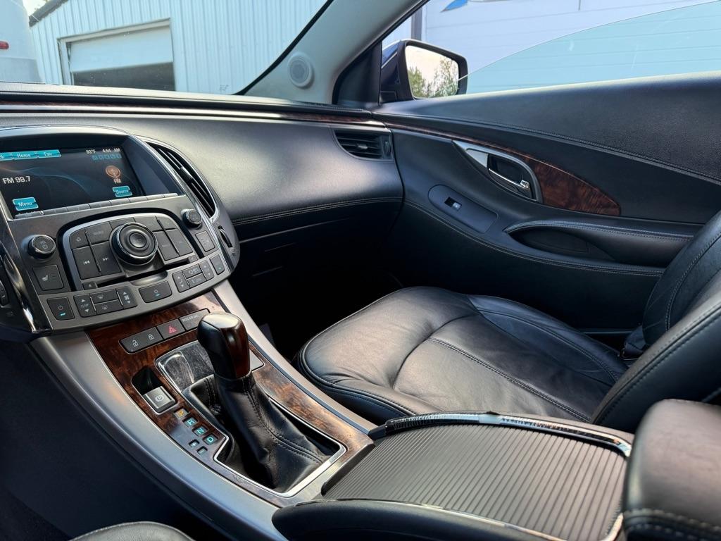 Buick LaCrosse Leather Package 2012