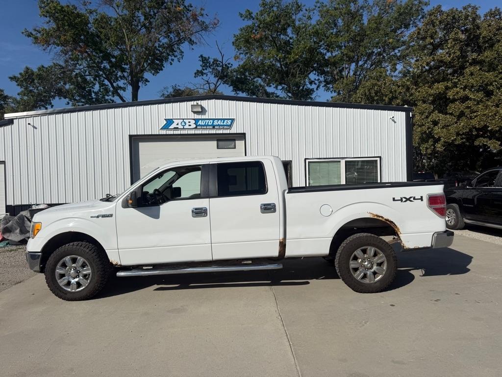 Ford F-150 XL SuperCrew 5.5-ft. Bed 4WD 2010