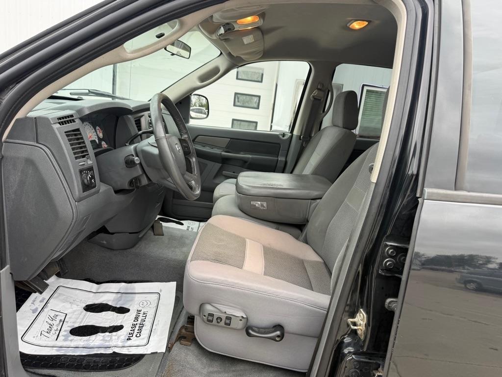 Dodge Ram 1500 ST Quad Cab 2WD 2006