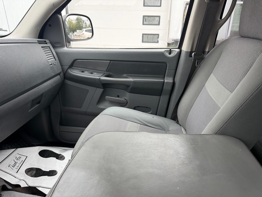 Dodge Ram 1500 ST Quad Cab 2WD 2006