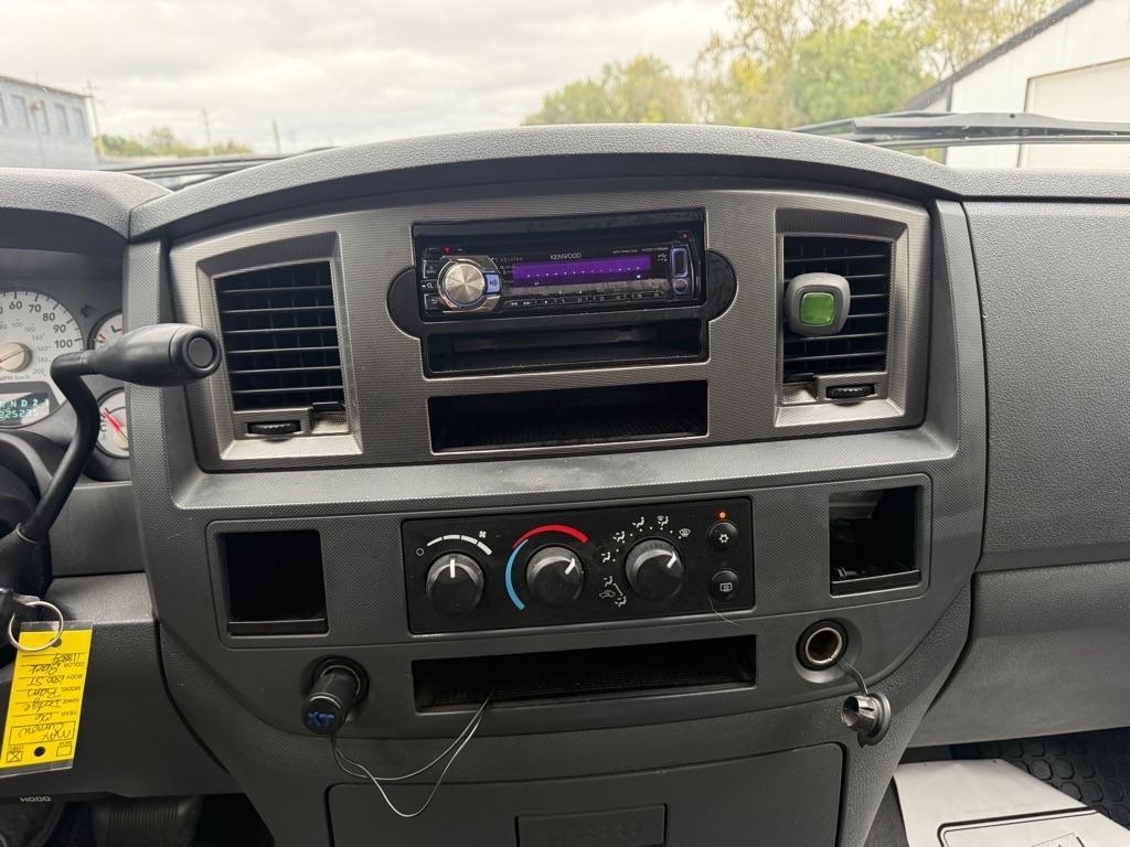 Dodge Ram 1500 ST Quad Cab 2WD 2006