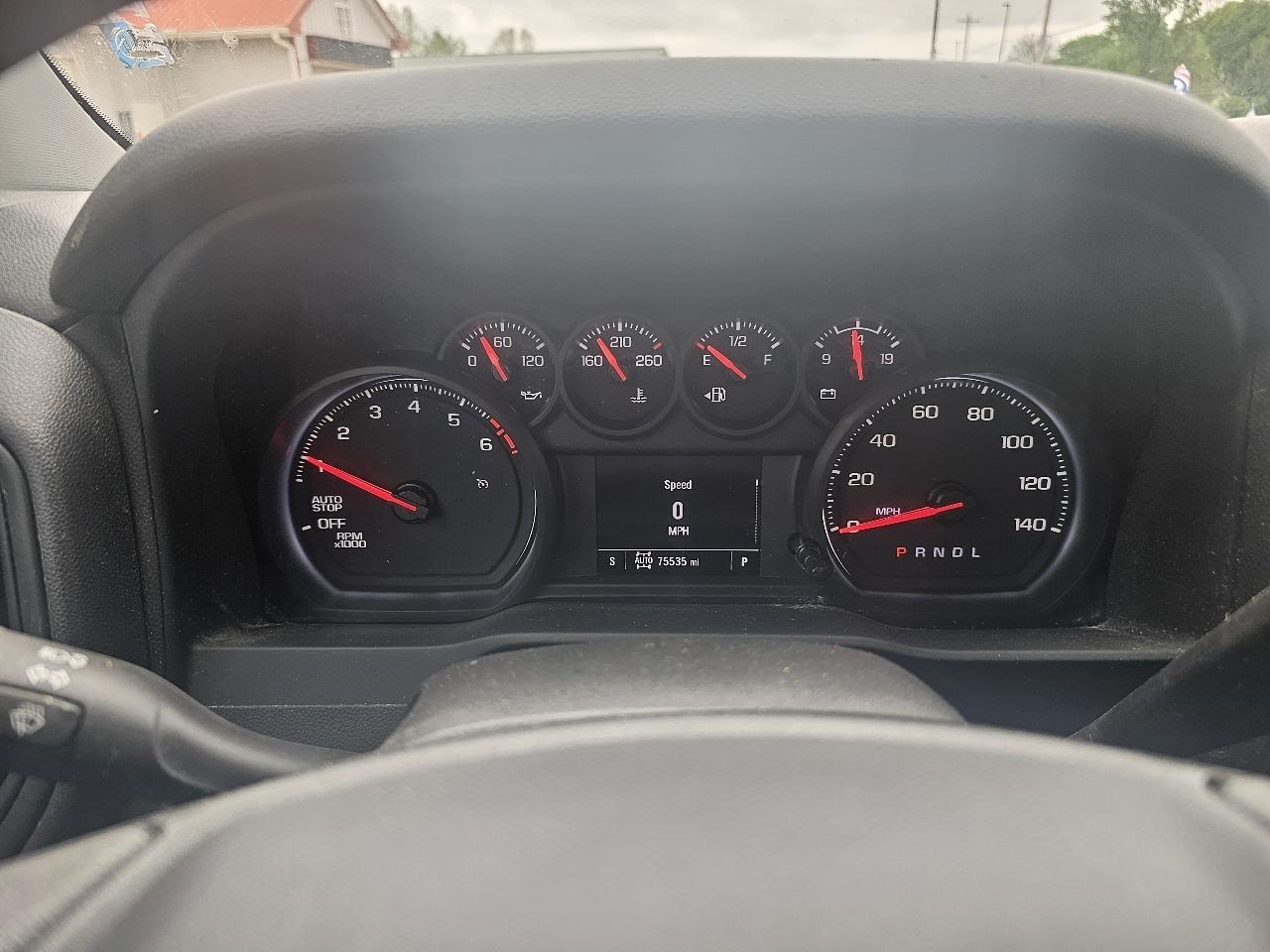 Chevrolet Silverado 1500 Custom Crew Cab 4WD 2023