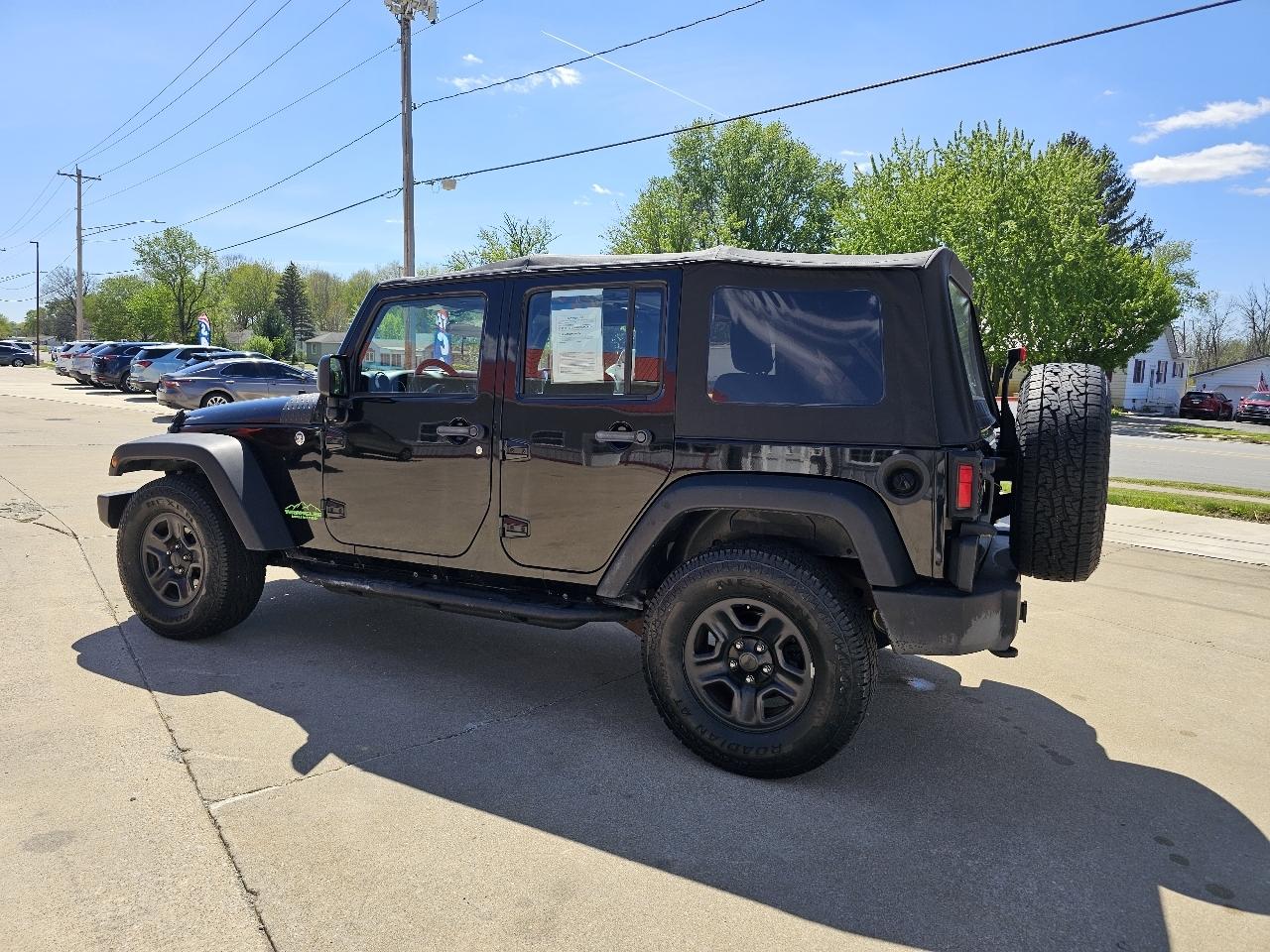 Jeep Wrangler Unlimited Sport 4WD 2012