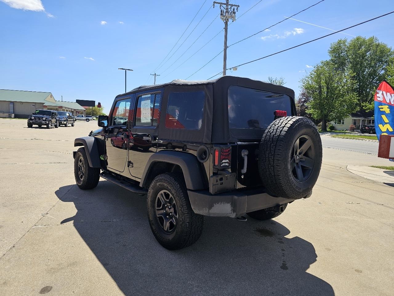 Jeep Wrangler Unlimited Sport 4WD 2012