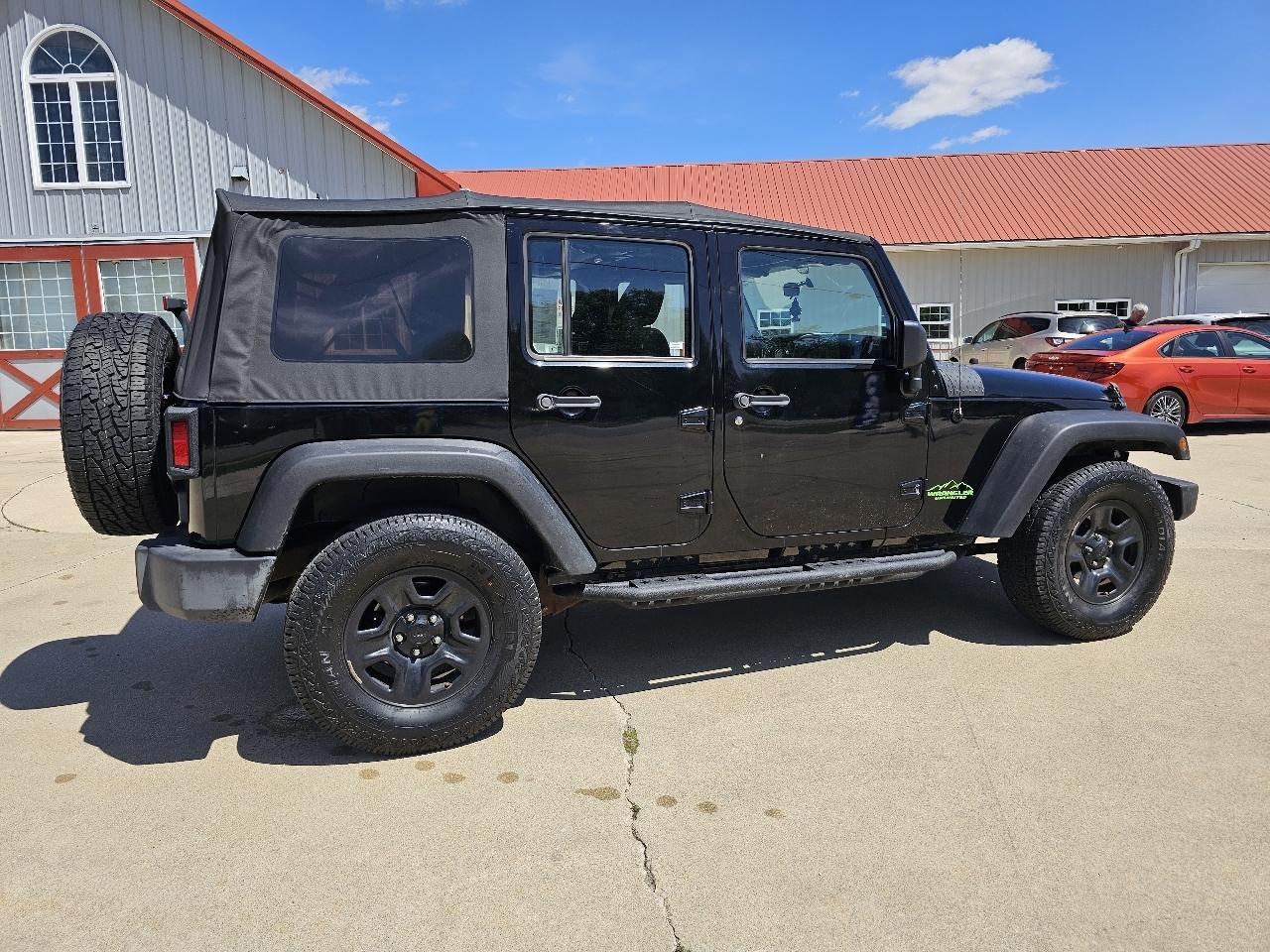 Jeep Wrangler Unlimited Sport 4WD 2012