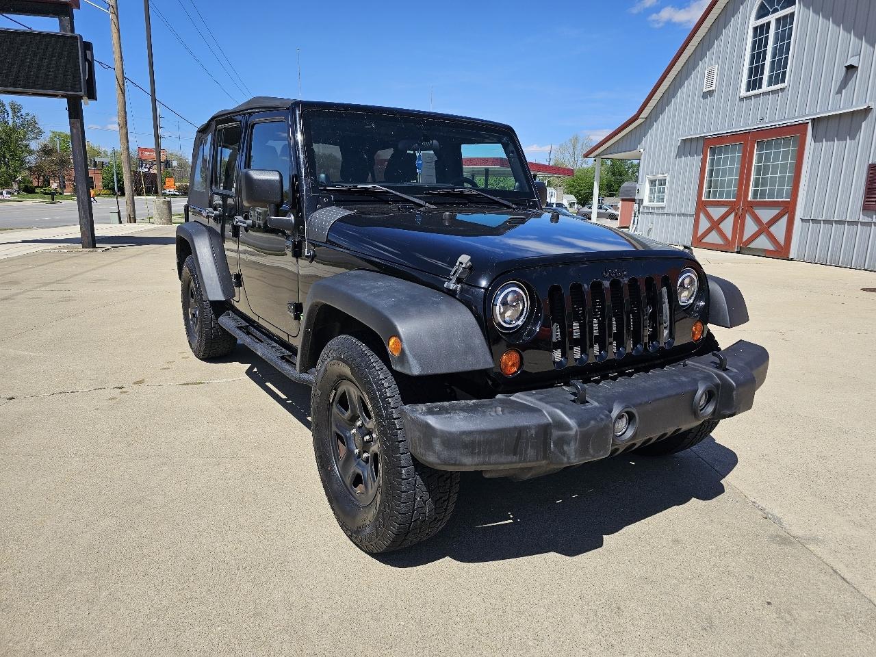 Jeep Wrangler Unlimited Sport 4WD 2012