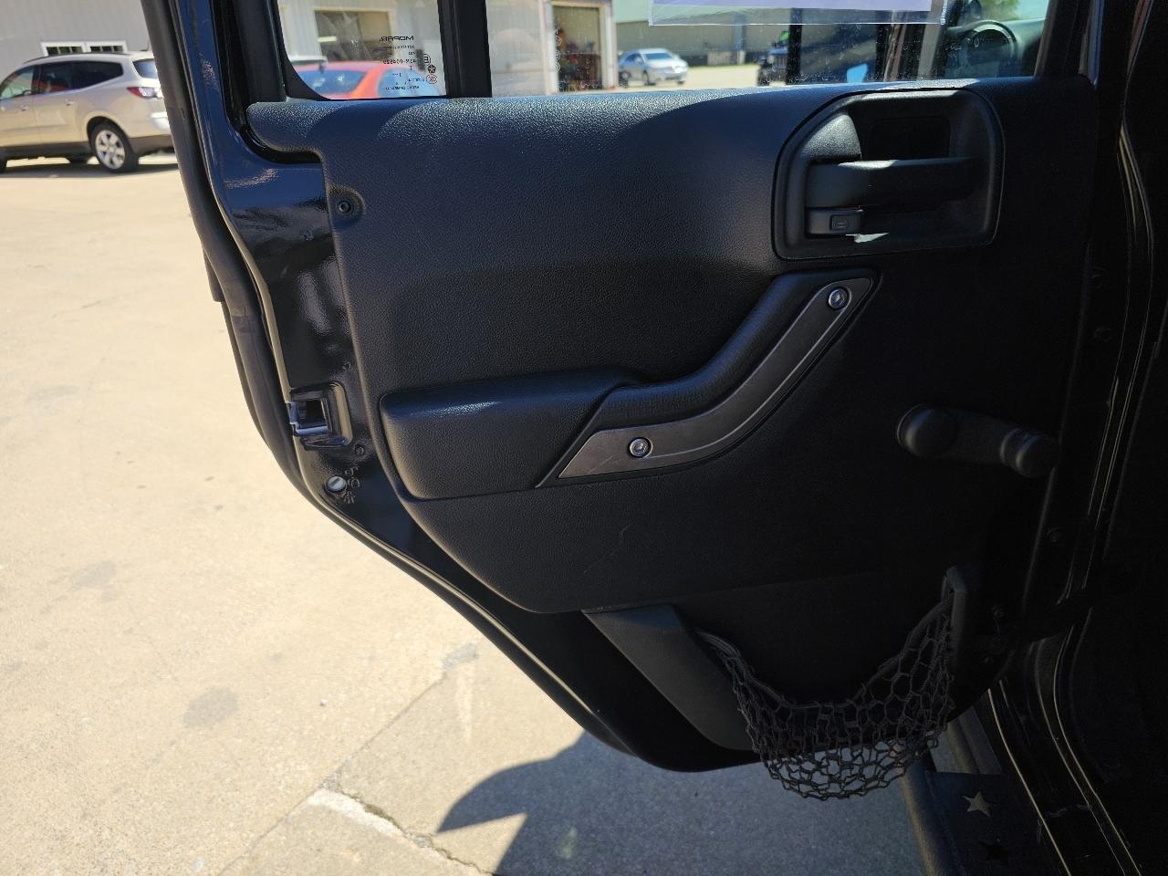 Jeep Wrangler Unlimited Sport 4WD 2012