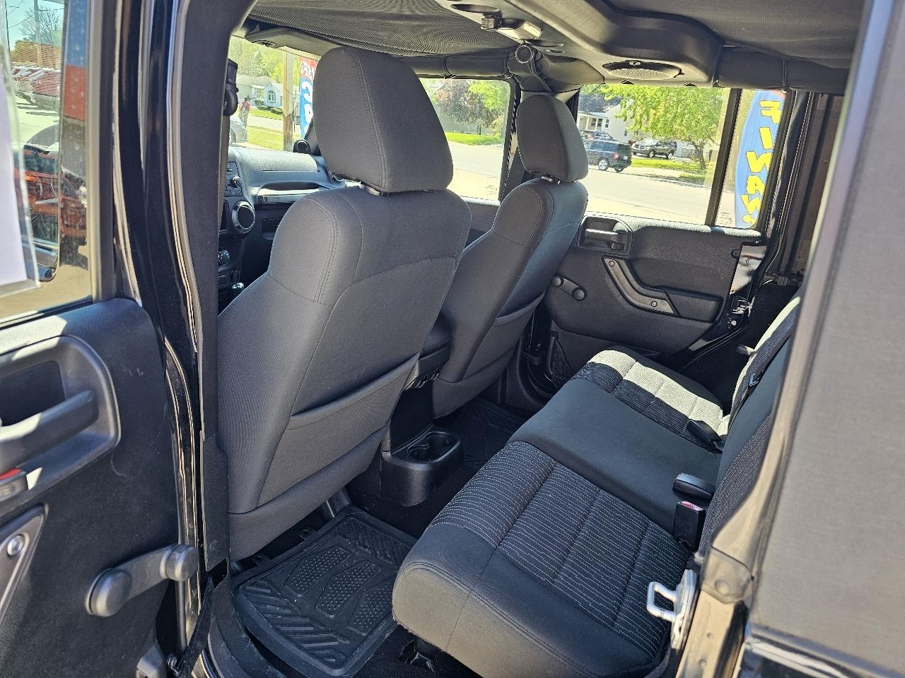 Jeep Wrangler Unlimited Sport 4WD 2012