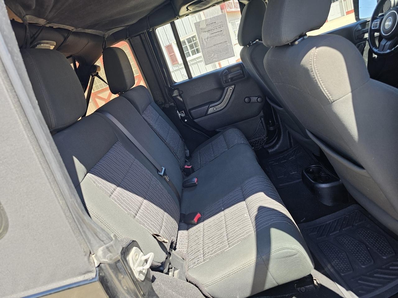 Jeep Wrangler Unlimited Sport 4WD 2012
