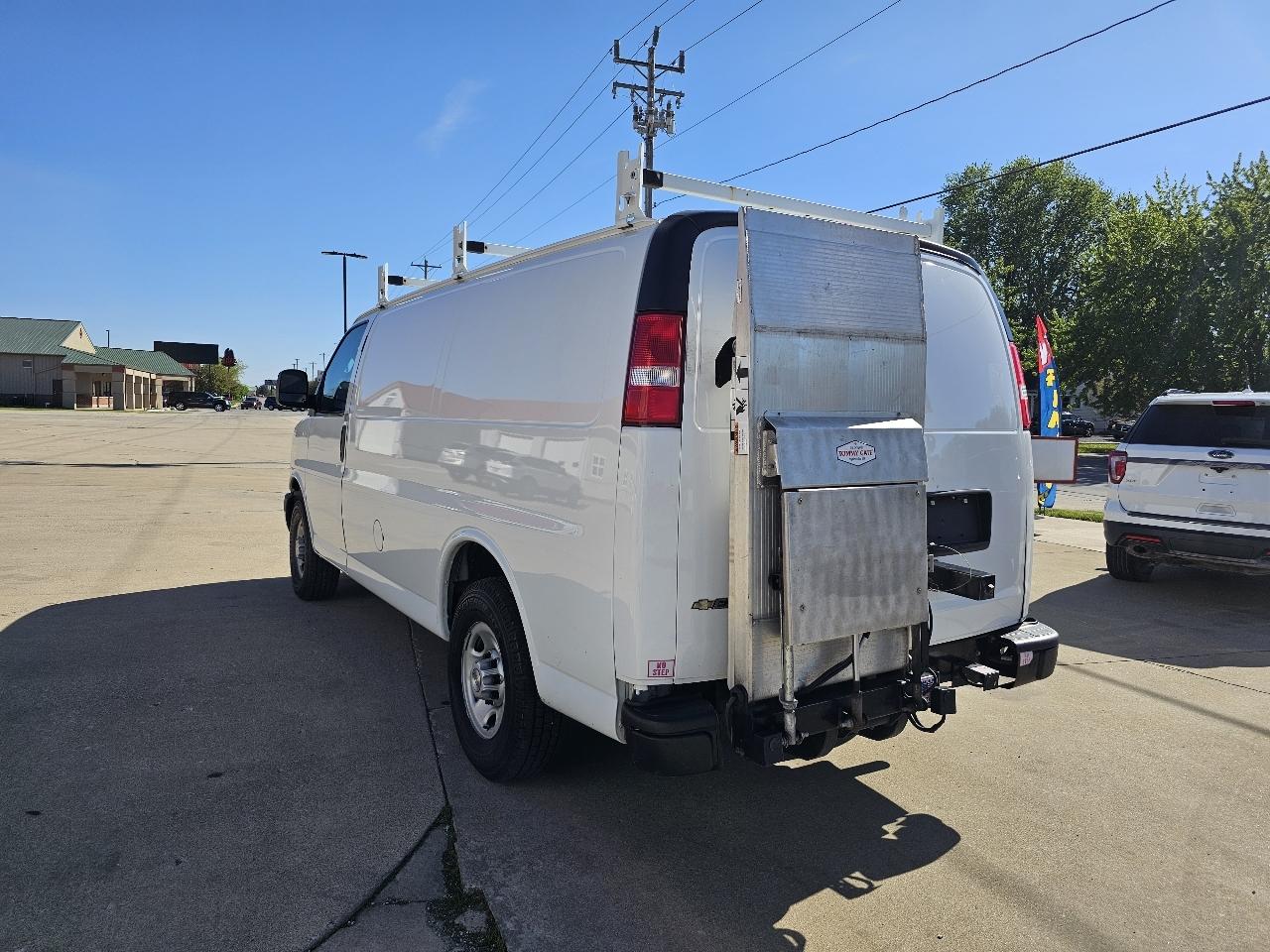 Chevrolet Express 3500 Cargo 2021