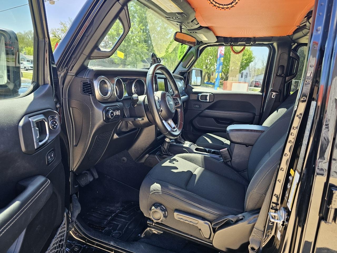 Jeep Wrangler Unlimited Sahara 2021
