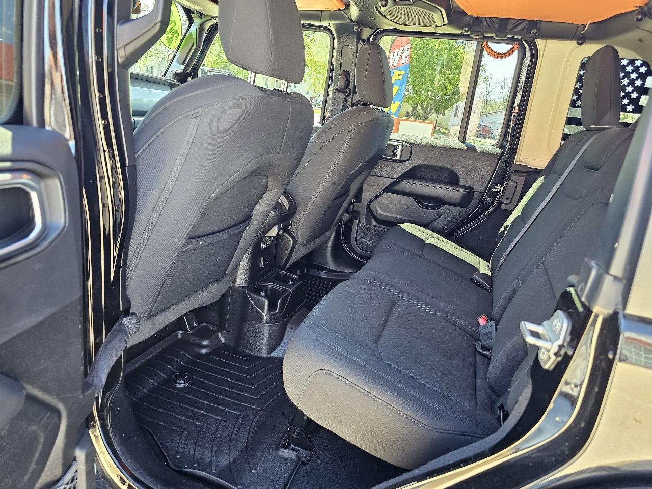 Jeep Wrangler Unlimited Sahara 2021
