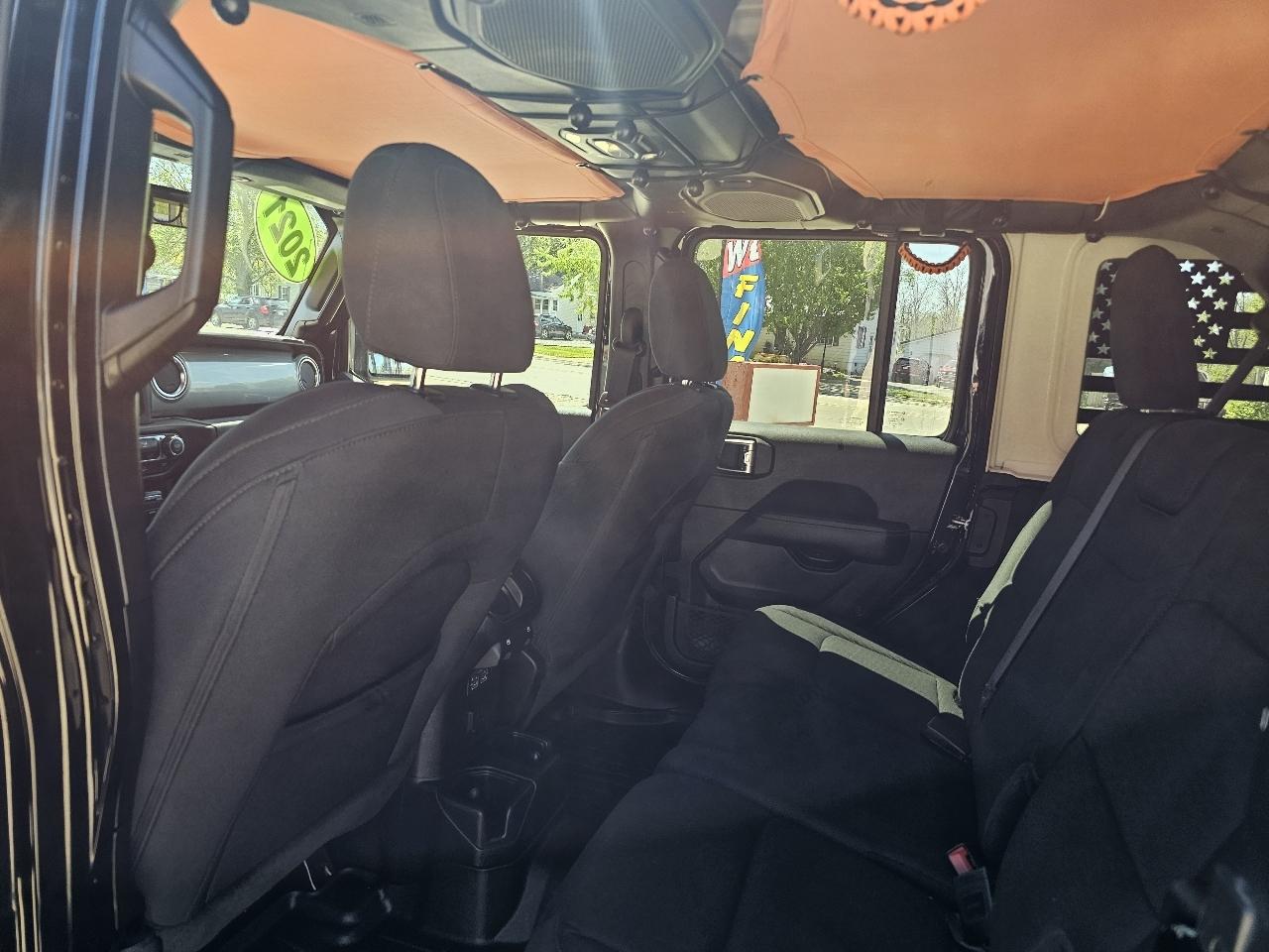 Jeep Wrangler Unlimited Sahara 2021