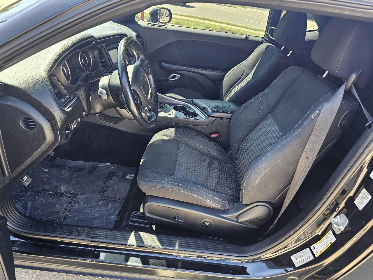 Dodge Challenger SXT 2015