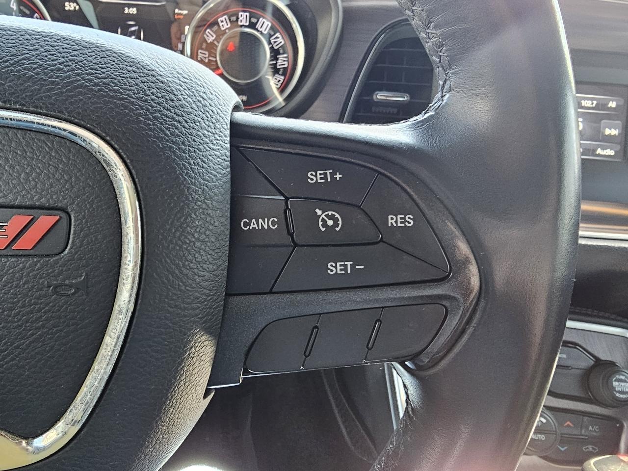 Dodge Challenger SXT 2015