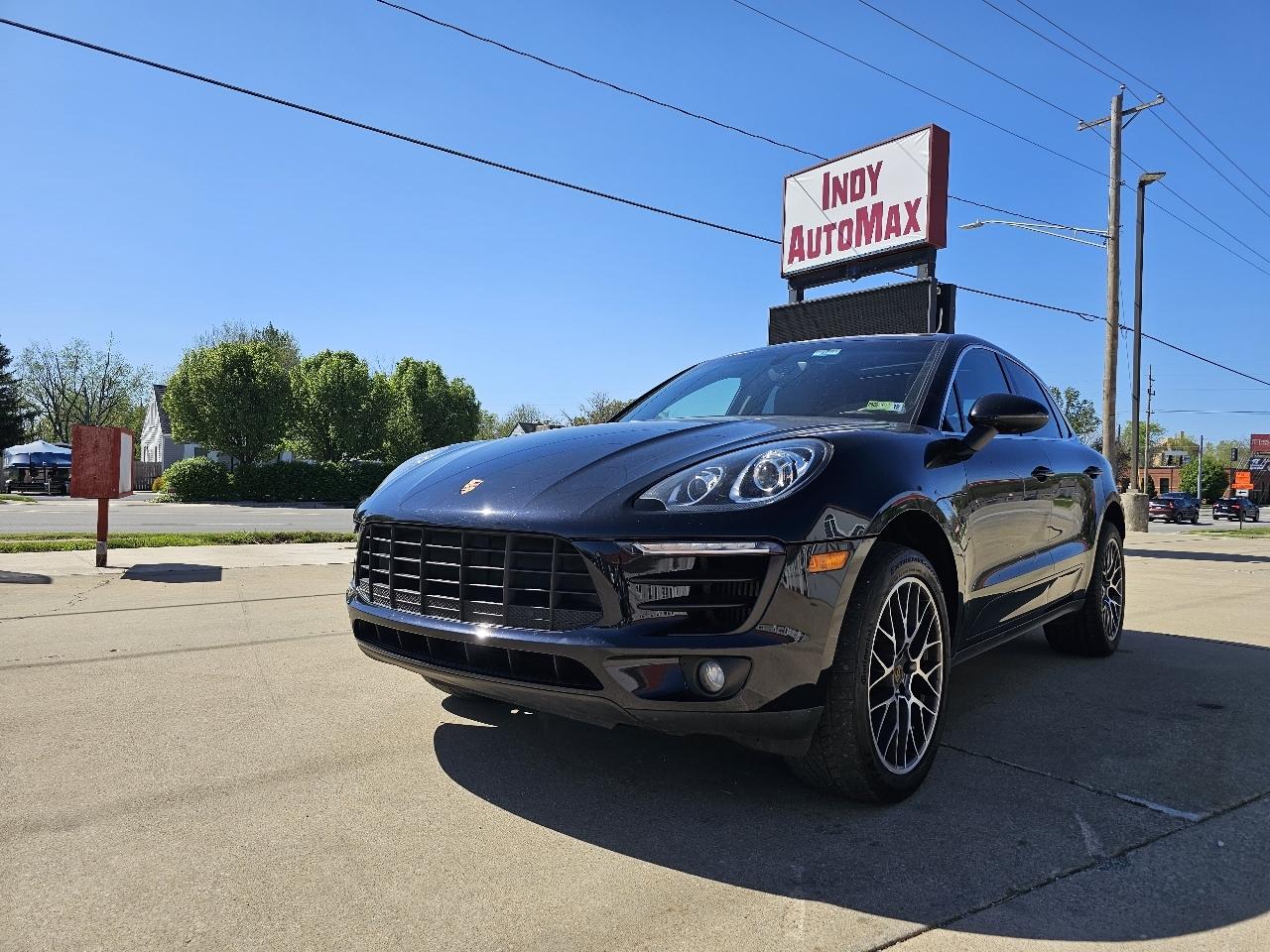 2015 Porsche Macan S's photo