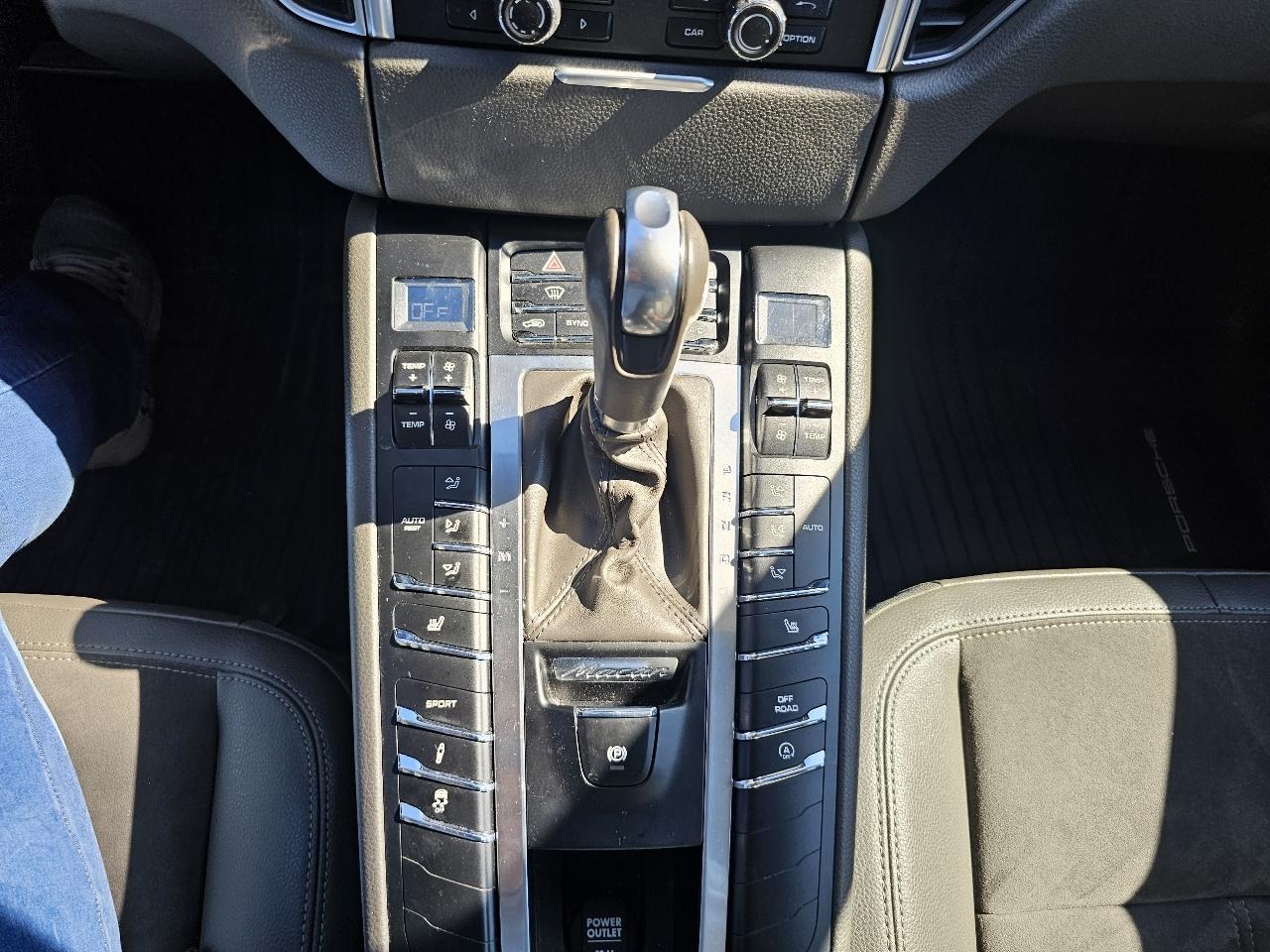 Porsche Macan S 2015