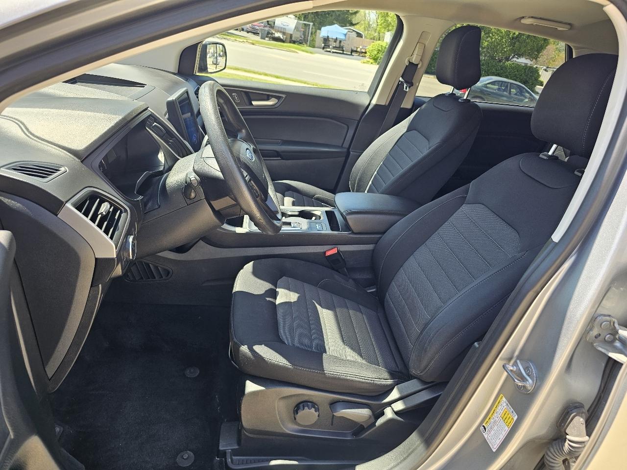 Ford Edge SE AWD 2022