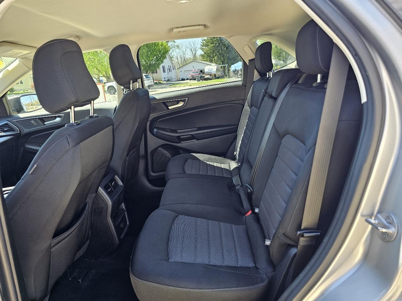 Ford Edge SE AWD 2022