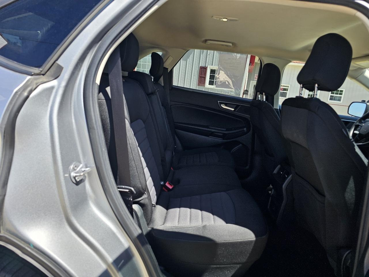 Ford Edge SE AWD 2022