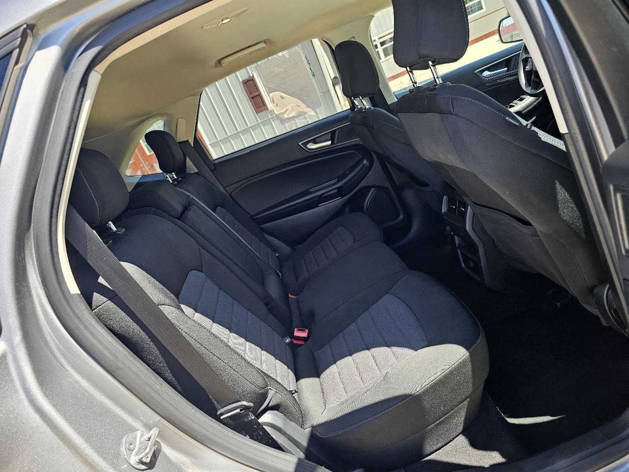 Ford Edge SE AWD 2022