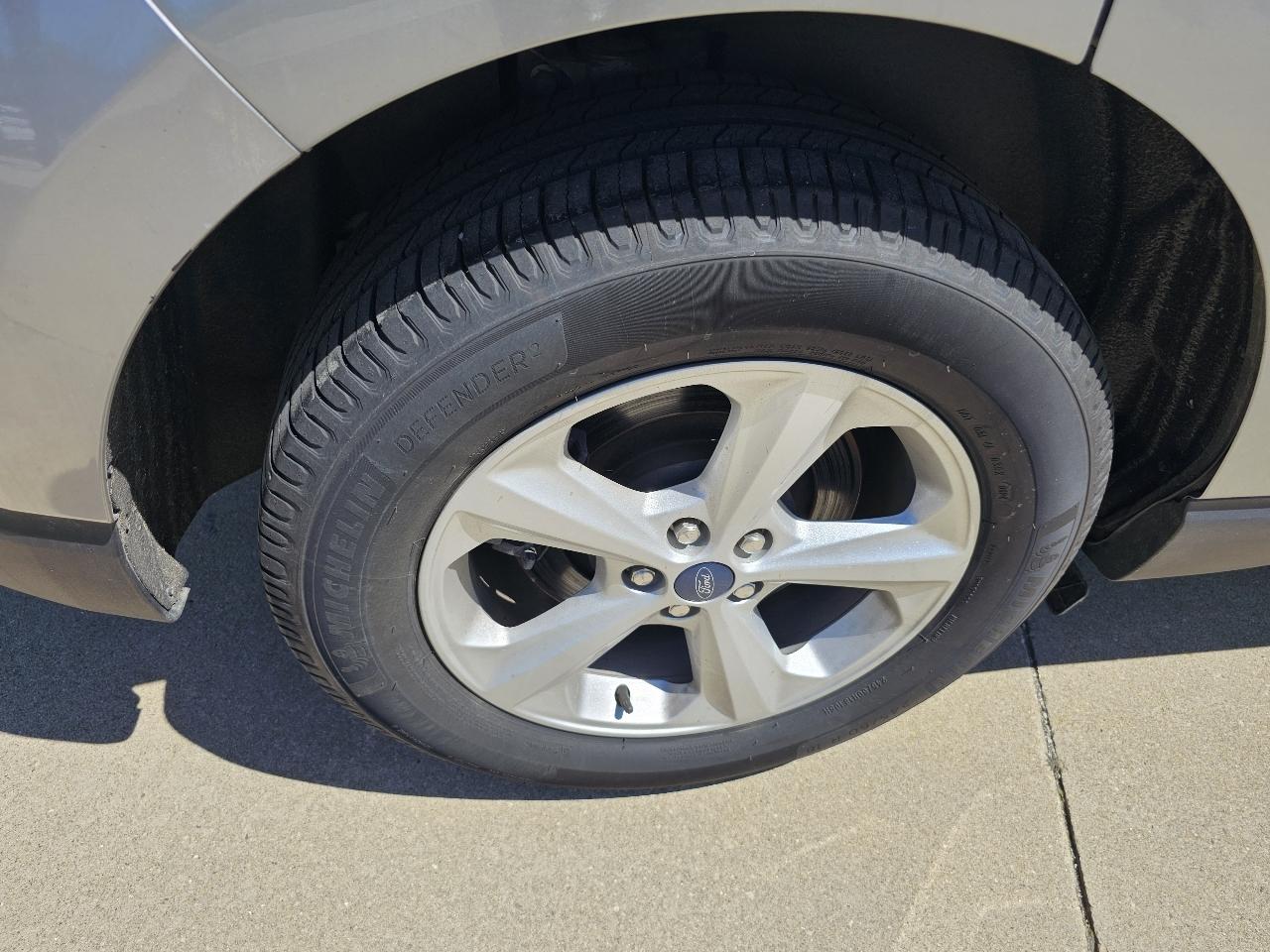 Ford Edge SE AWD 2022