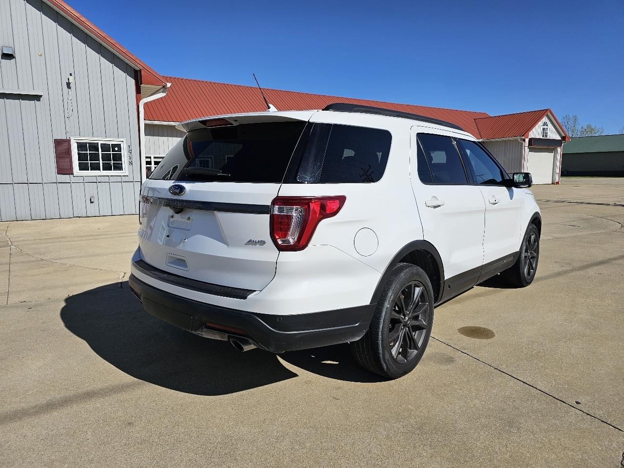 Ford Explorer XLT 4WD 2018