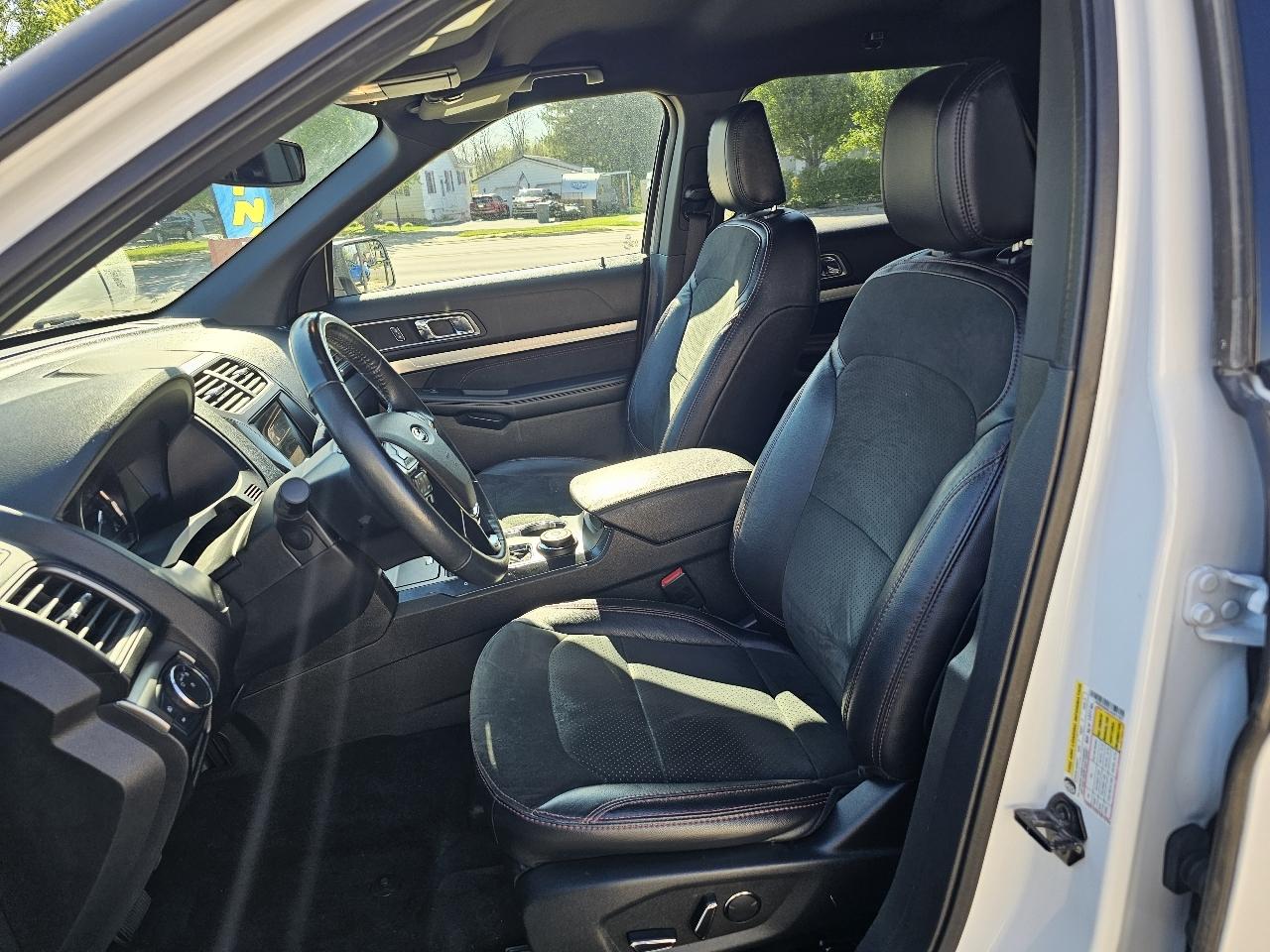 Ford Explorer XLT 4WD 2018