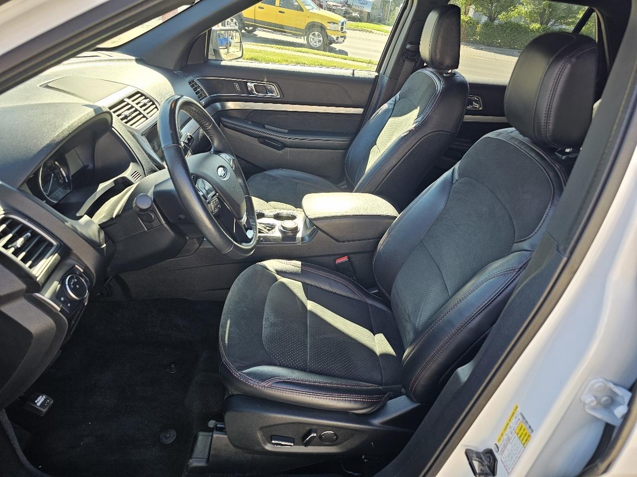 Ford Explorer XLT 4WD 2018