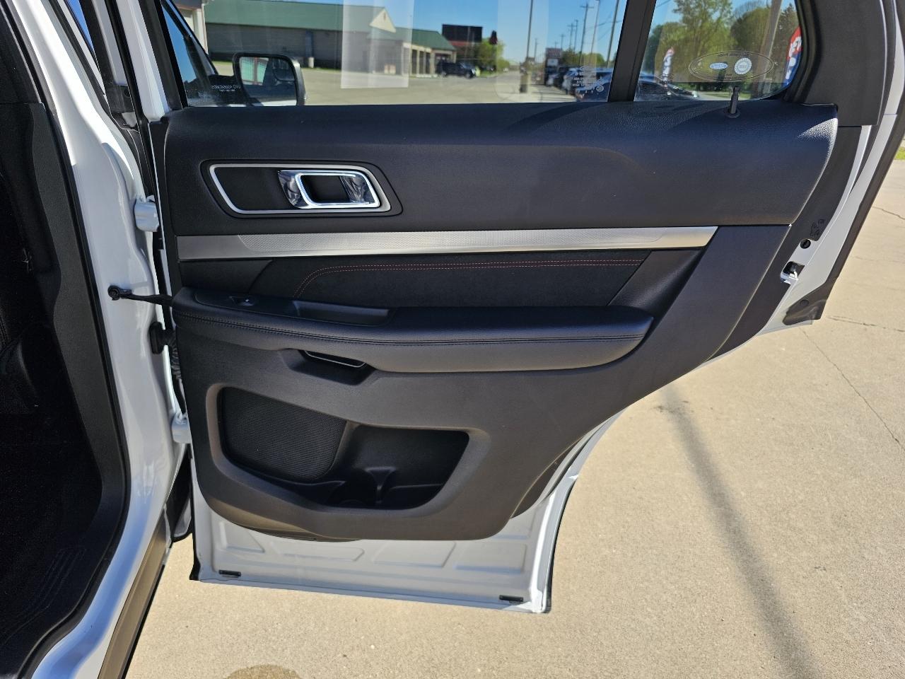 Ford Explorer XLT 4WD 2018