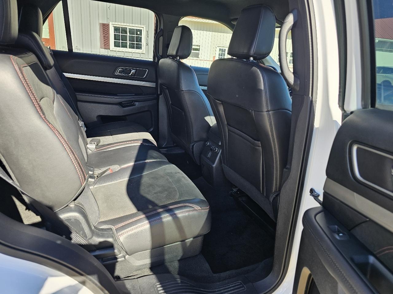 Ford Explorer XLT 4WD 2018