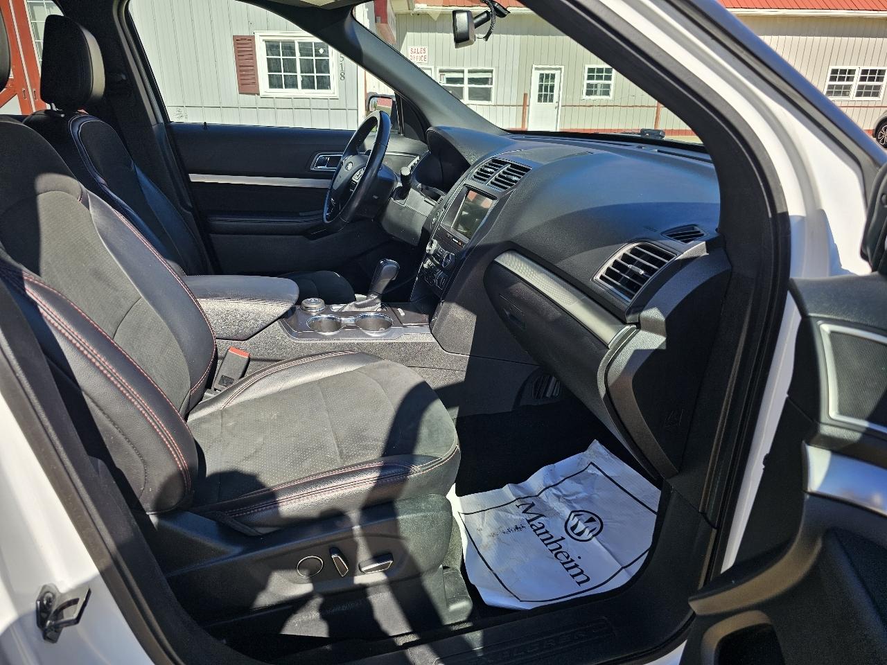 Ford Explorer XLT 4WD 2018