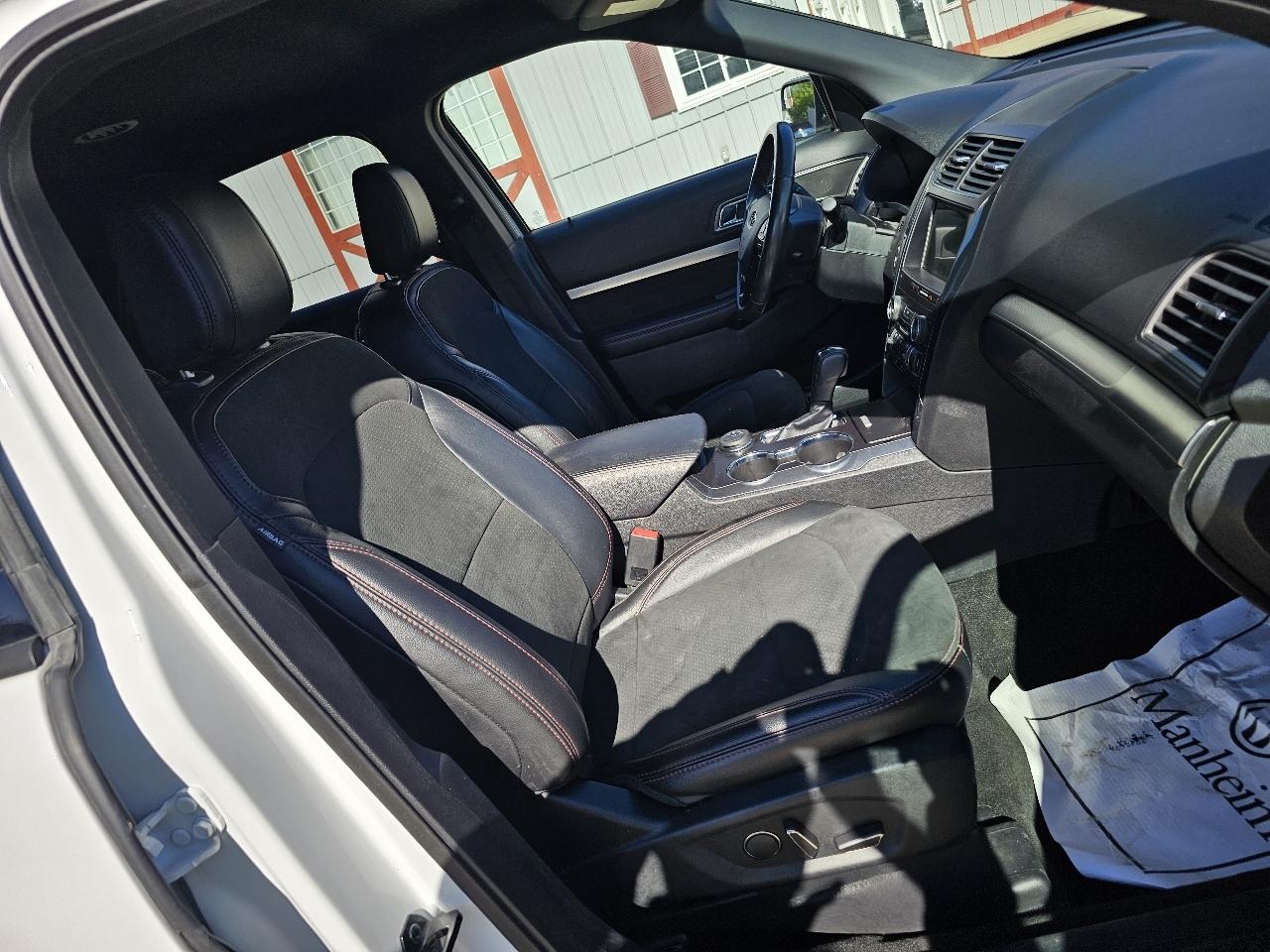 Ford Explorer XLT 4WD 2018