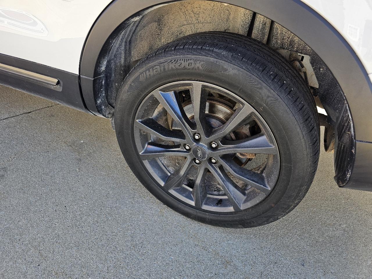 Ford Explorer XLT 4WD 2018