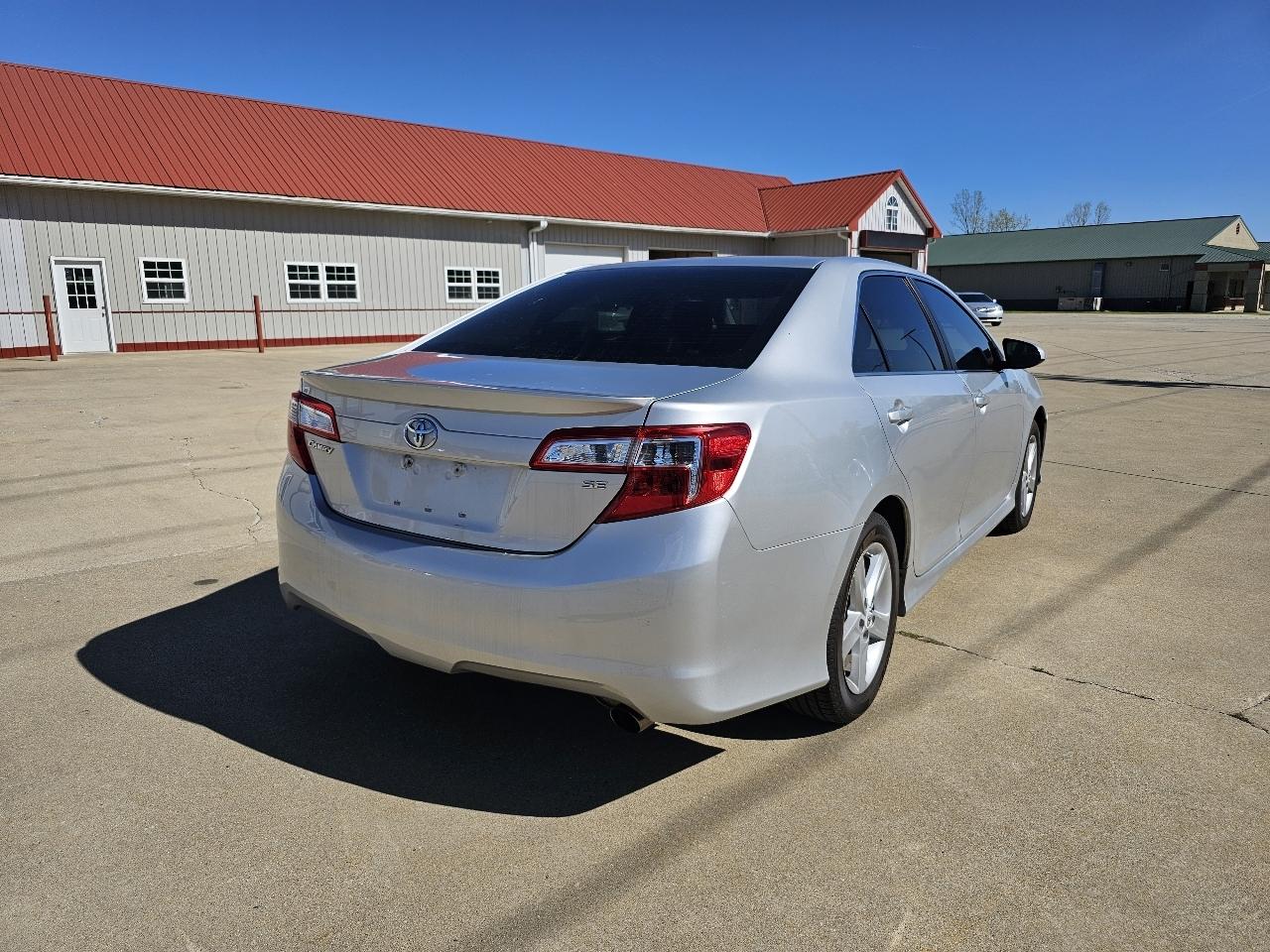 Toyota Camry L 2012
