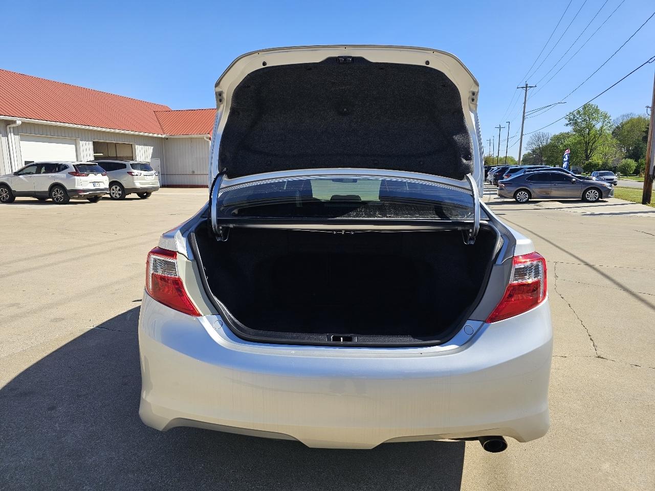 Toyota Camry L 2012
