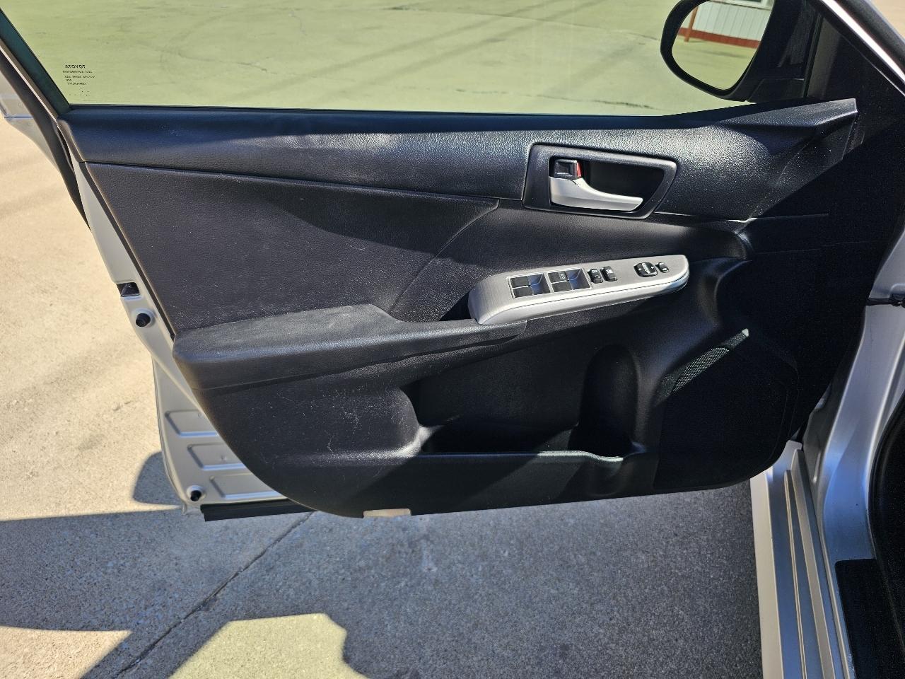 Toyota Camry L 2012