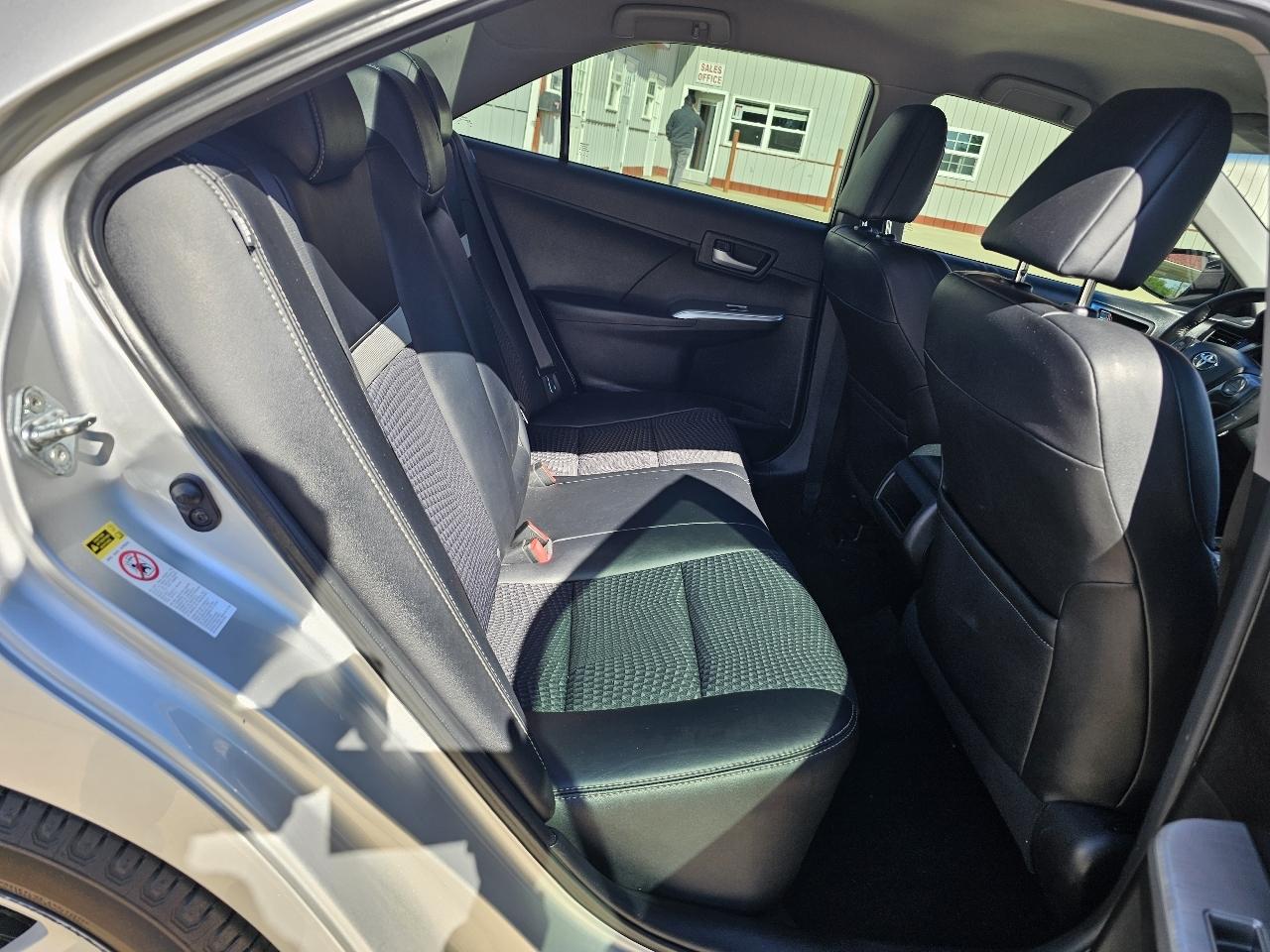 Toyota Camry L 2012