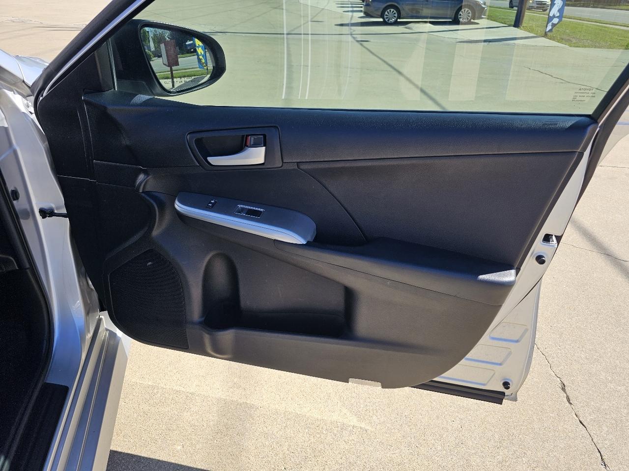 Toyota Camry L 2012